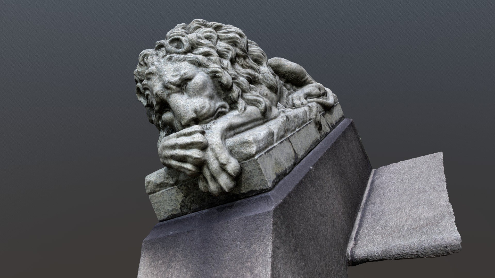 Lion statue, Greenwood Cemetery