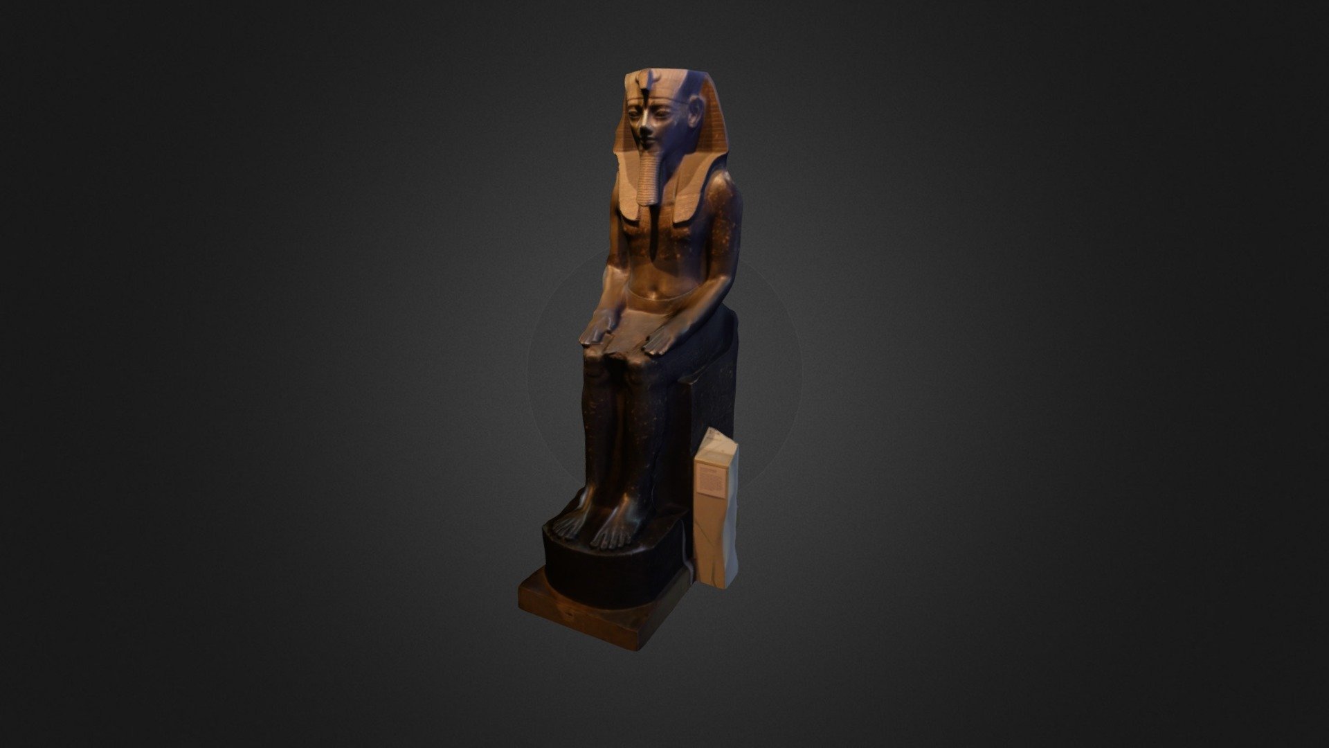 Seated statue of Amenhotep III