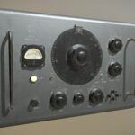 Vintage Signal Generator ZG-10